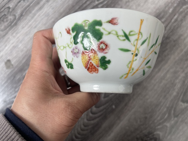 古玩陶瓷竹蝶癩瓜紋粉彩杯茶碗 晚清民國拍賣,當前價格5800元
