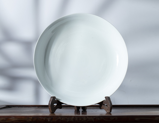 古玩陶瓷清早期 霽藍釉大盤拍賣，當前價格5000元