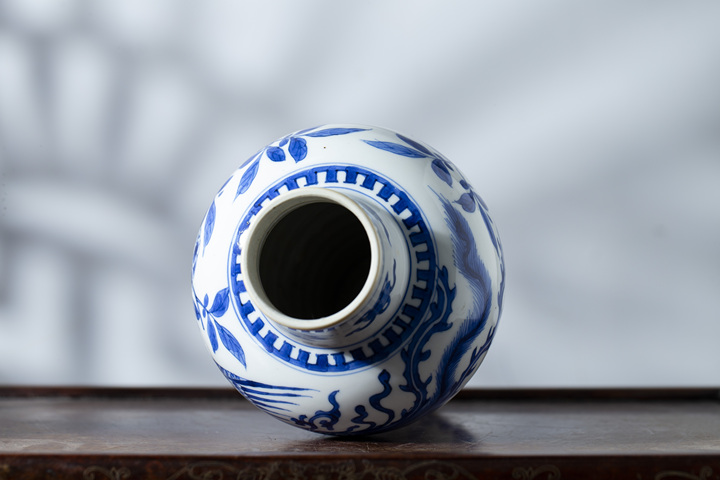 古玩陶瓷清康熙·青花鳳凰牡丹紋瓶拍賣，當前價格18000元