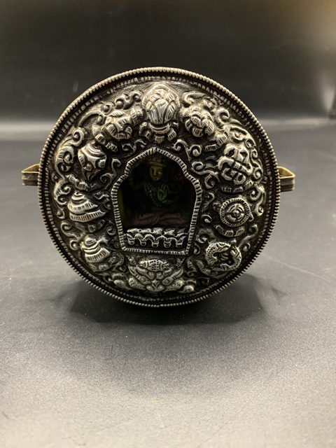 古玩陶瓷清藏傳密宗嘎烏佛龕拍賣,當(dāng)前價(jià)格1388元