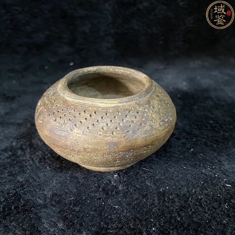古玩陶瓷唐代·刺紋水盂拍賣,當前價格23888元