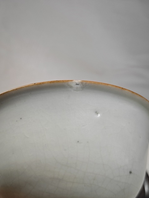 古玩陶瓷明早期甜白釉青花花卉紋壓手杯拍賣,當(dāng)前價格8765元