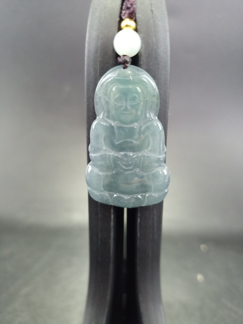 古玩玉器【翡翠A貨】冰種觀音拍賣,當前價格0元