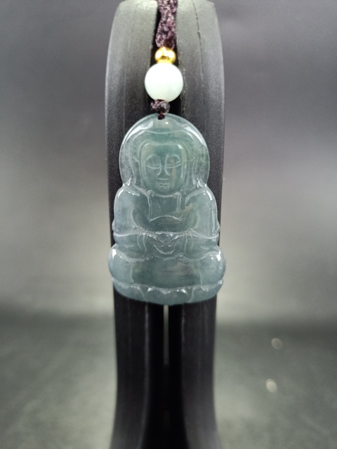 古玩玉器【翡翠A貨】冰種觀音拍賣,當前價格0元