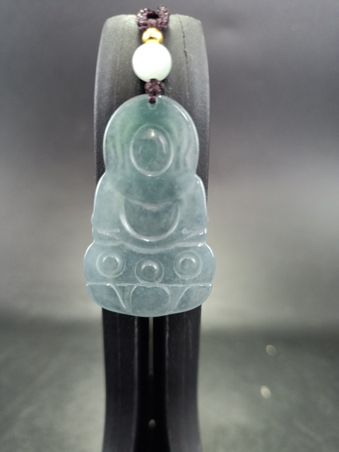 古玩玉器【翡翠A貨】冰種觀音拍賣,當前價格0元