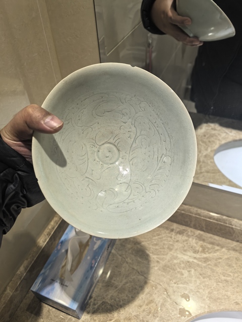 古玩陶瓷南宋湖田窯青白釉刻劃花娃娃大碗拍賣，當前價格999元