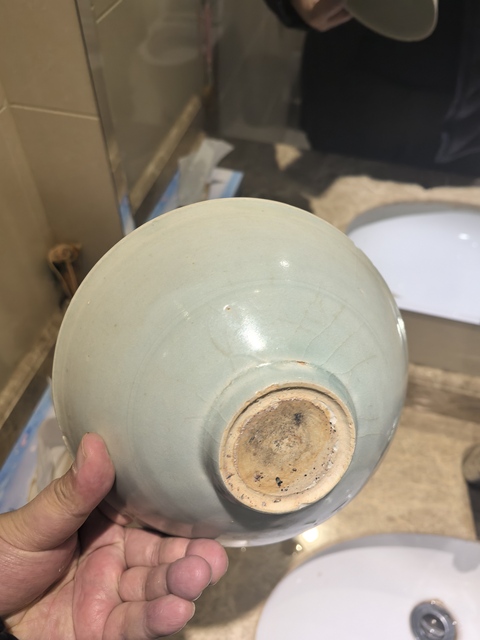古玩陶瓷南宋湖田窯青白釉刻劃花娃娃大碗拍賣，當前價格999元