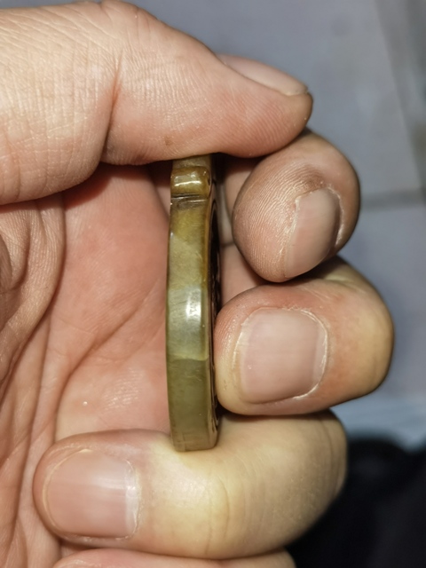 古玩玉器岫玉仿古“麒麟牌”拍賣，當前價格200元