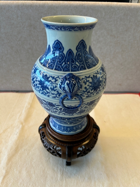 古玩陶瓷［2025精品道光立件官窯］青花纏枝蓮紋鋪首尊拍賣，當前價格1188888元