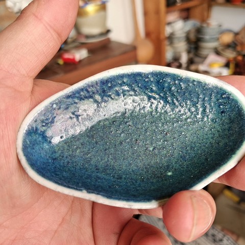 古玩陶瓷爐鈞釉海棠小碟拍賣,當(dāng)前價(jià)格300元