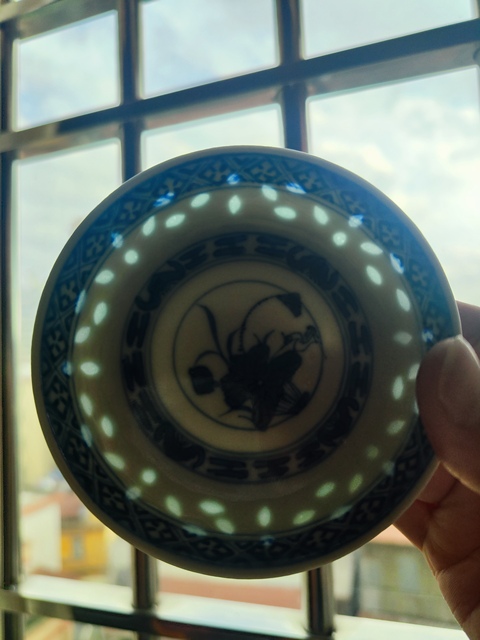 古玩陶瓷清末民初青花花卉紋玲瓏瓷盤拍賣，當前價格430元