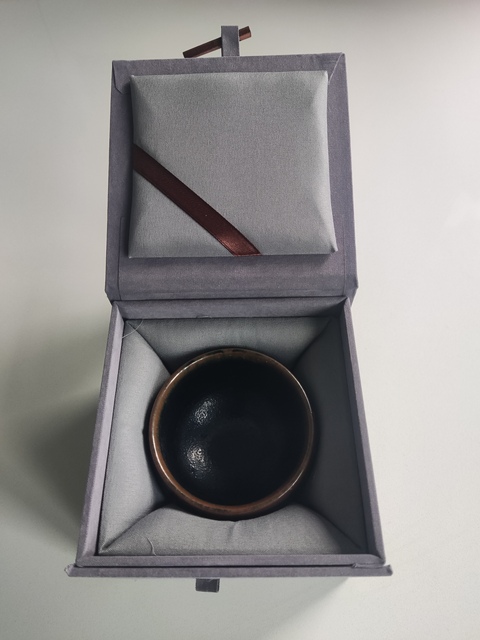 古玩陶瓷創匯?黑釉主人杯拍賣，當前價格2600元