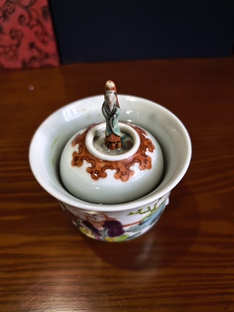 古玩陶瓷粉彩太白醉酒故事紋公道杯拍賣，當前價格9888元