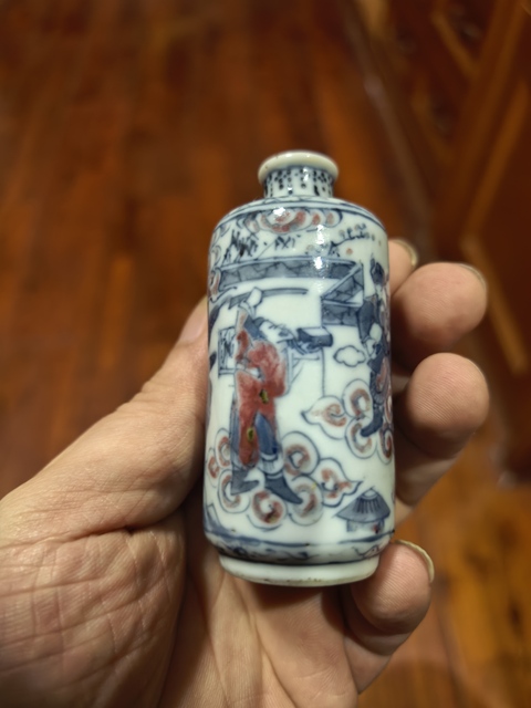 中国骨董　清中期　青花釉裏紅　人物　鼻煙壺　翡翠蓋　骨杓 中国骨董 清中期 青花釉裏紅 人物 鼻煙壺 翡翠蓋 骨杓 工芸品