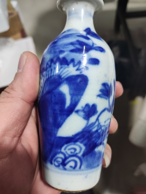 古玩陶瓷清晚期花卉紋青花撇口瓶拍賣，當前價格898元