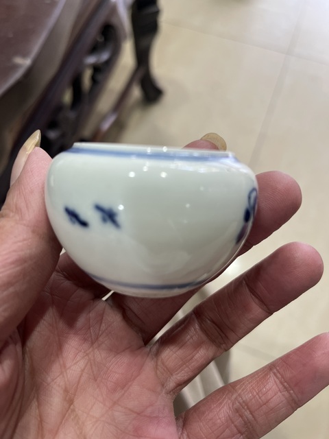 古玩陶瓷花卉紋青花水盂拍賣，當前價格3800元