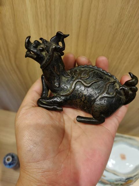 古玩銅器麒麟水盂拍賣,當前價格28000元
