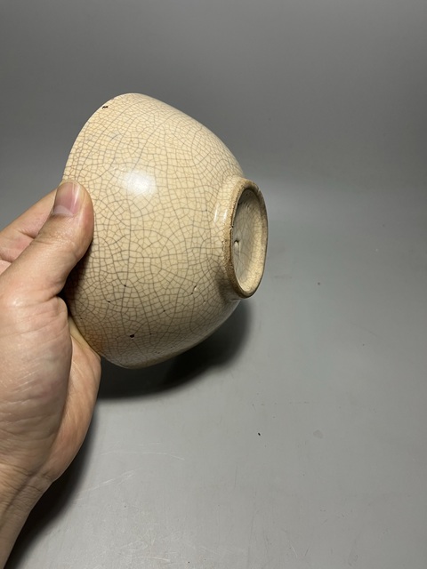 古玩陶瓷米黃哥釉大碗拍賣，當前價格0元