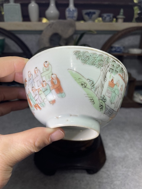 古玩陶瓷晚清·粉彩百子鬧春紋碗拍賣，當前價格10000元