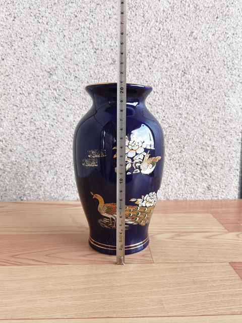 古玩陶瓷藍釉花鳥紋罐拍賣，當前價格260元