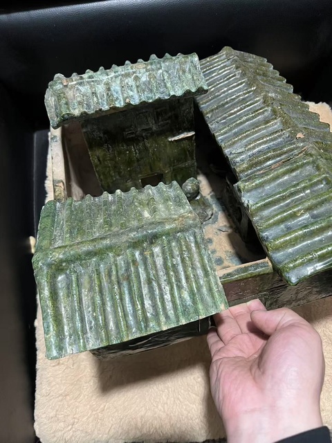 古玩陶瓷漢·四合院拍賣，當前價格32000元