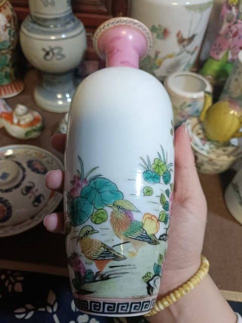 古玩陶瓷創匯琺瑯彩花鳥紋瓶拍賣,當前價格3888元