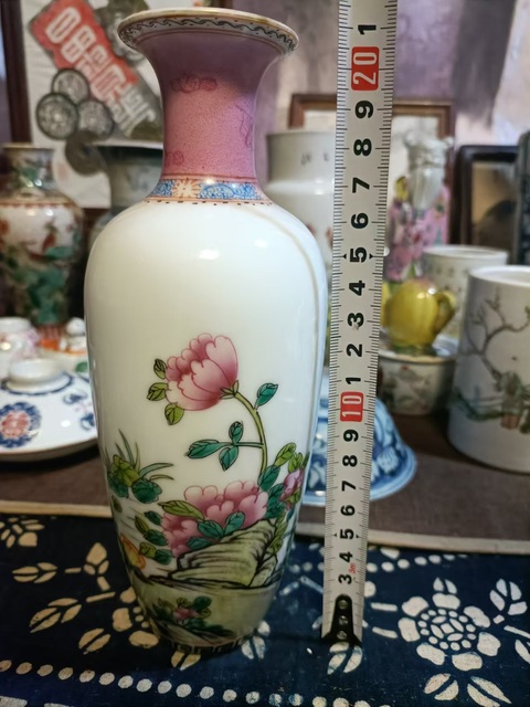 古玩陶瓷創匯琺瑯彩花鳥紋瓶拍賣,當前價格3888元
