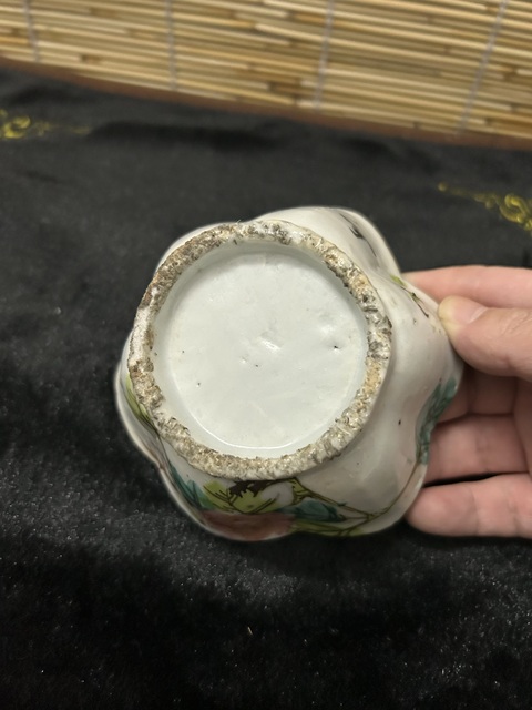 古玩陶瓷晚清淺降彩花鳥碗拍賣,當(dāng)前價格950元