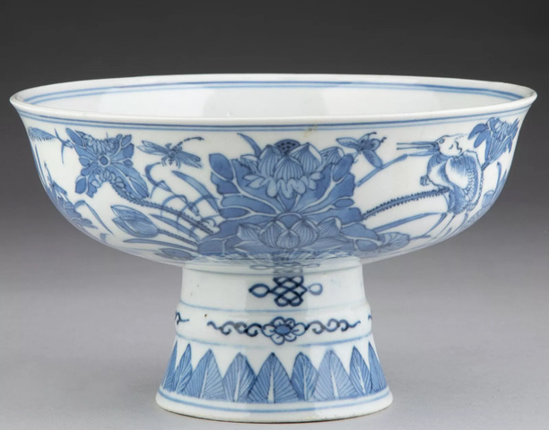 古玩陶瓷明 青花鳳紋暗刻高足杯拍賣，當前價格12000元