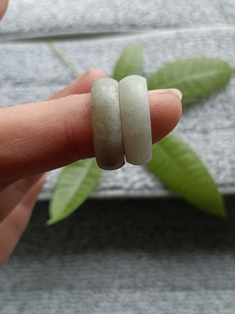 古玩玉器清代天然翡翠戒指拍賣,當前價格980元