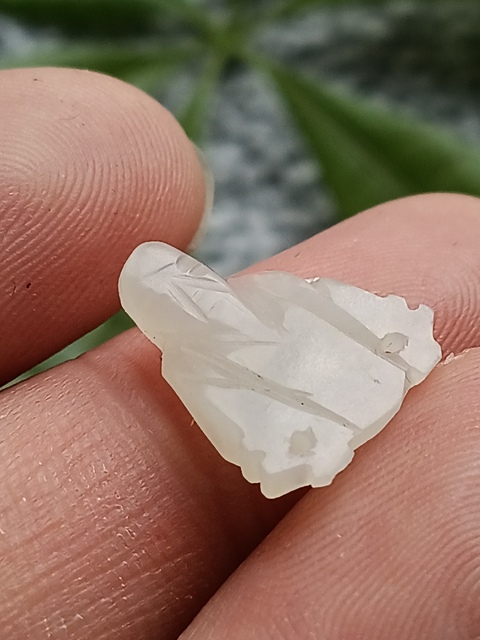 古玩玉器(一口價放漏)超白清代和田玉雕“壽星帽花”拍賣,當前價格500元