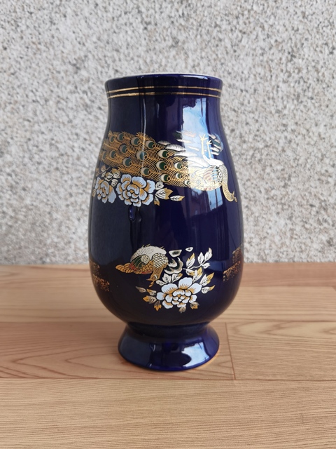 古玩陶瓷藍釉花鳥紋罐拍賣，當前價格260元