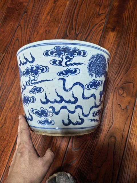 古玩陶瓷道光青花雙獅瑞獸紋花盆拍賣,當前價格16888元