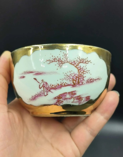 古玩陶瓷金地開(kāi)光胭脂紅彩山水紋杯拍賣，當(dāng)前價(jià)格588元