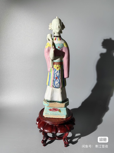 古玩陶瓷粉彩人物造像拍賣，當前價格3500元