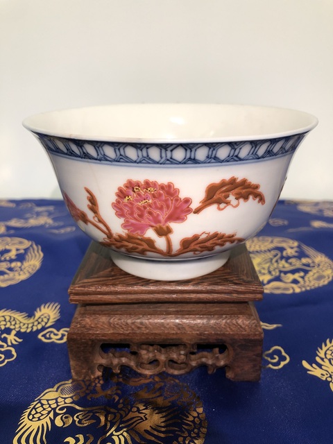古玩陶瓷民國(guó)-粉彩花卉紋茶碗拍賣，當(dāng)前價(jià)格288元