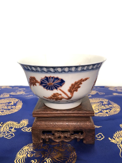 古玩陶瓷民國(guó)-粉彩花卉紋茶碗拍賣，當(dāng)前價(jià)格288元
