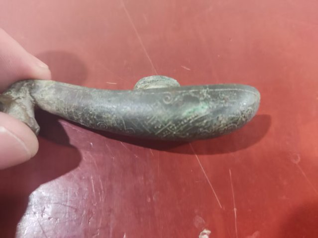 古玩銅器**錯銀**帶鉤拍賣,當前價格588元