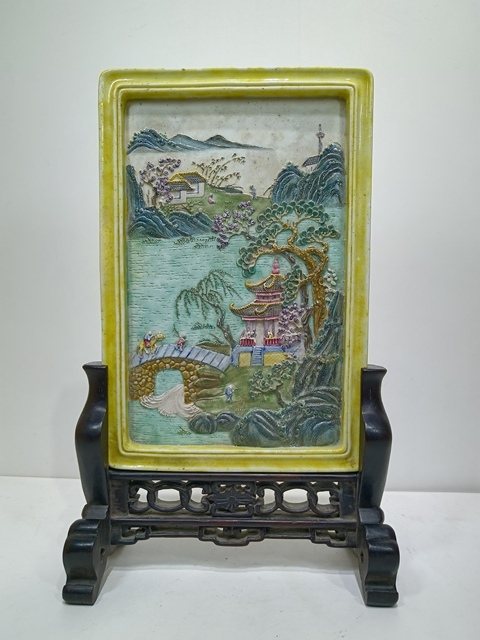 古玩陶瓷晚清民國浮雕山水加彩紋四方瓷板拍賣，當前價格18800元