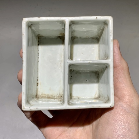 古玩陶瓷白釉四足格洗拍賣，當前價格600元