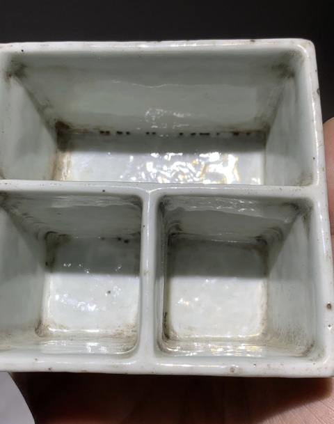 古玩陶瓷白釉四足格洗拍賣，當前價格600元