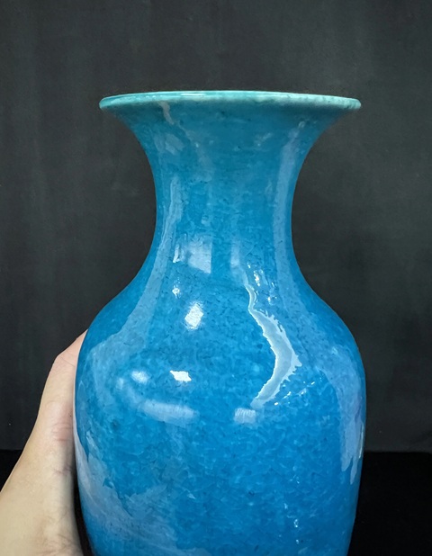 古玩陶瓷孔雀藍(lán)釉觀音瓶拍賣，當(dāng)前價格4888元