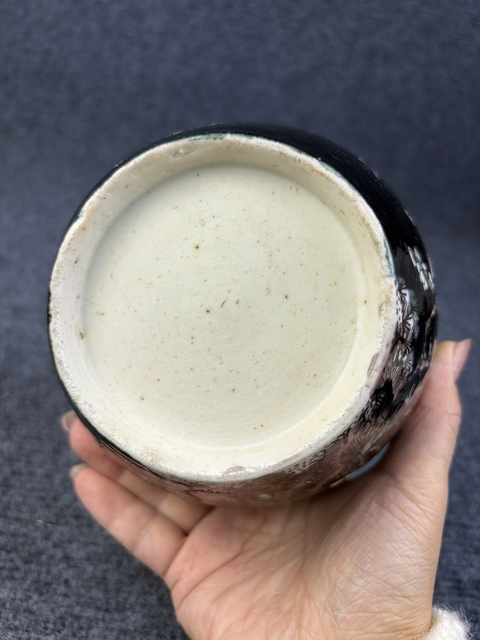 古玩陶瓷墨地素三彩沙口罐拍賣，當前價格2388元