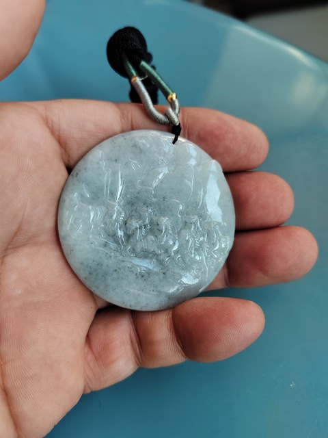 古玩玉器天然翡翠雕“八駿牌”拍賣，當前價格777元