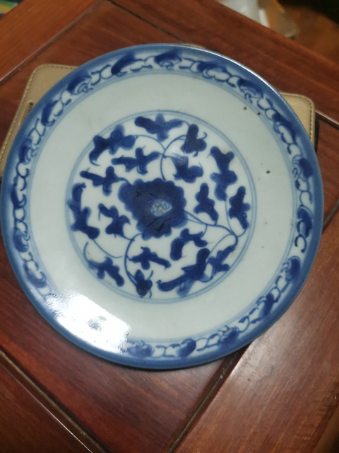 古玩陶瓷清中花卉紋青花盤拍賣，當前價格680元