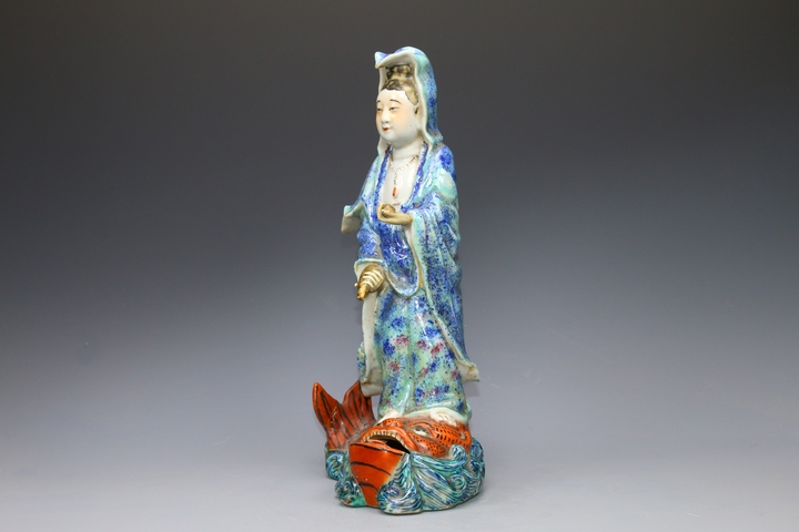 古玩陶瓷民國時期·爐鈞釉礬紅彩鰲魚觀音造像真品鑒賞圖