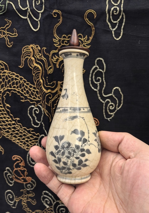 古玩陶瓷康熙煨瓷青花花卉玉壺春瓶拍賣，當(dāng)前價(jià)格13888元