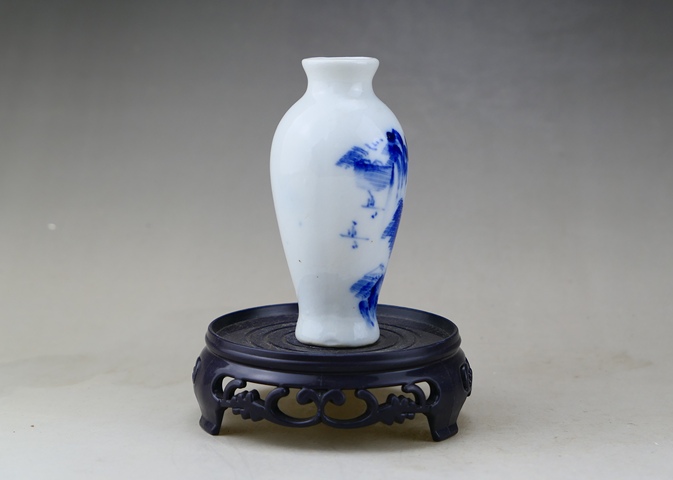 古玩陶瓷民國(guó).青花山水人物紋梅瓶拍賣,當(dāng)前價(jià)格400元