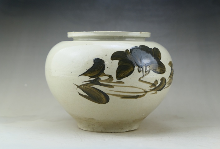 古玩陶瓷清晚期?褐彩詩文花卉紋罐拍賣，當前價格988元