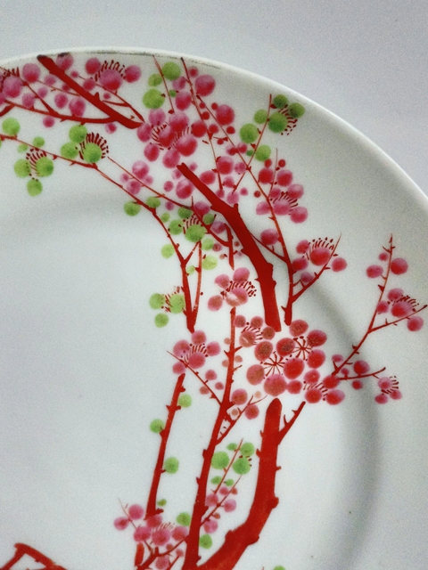 古玩陶瓷粉彩梅花紋盤(pán)拍賣(mài),當(dāng)前價(jià)格530元